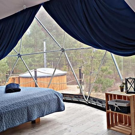 Hotel Podniebny Glamping Borsk Exterior foto