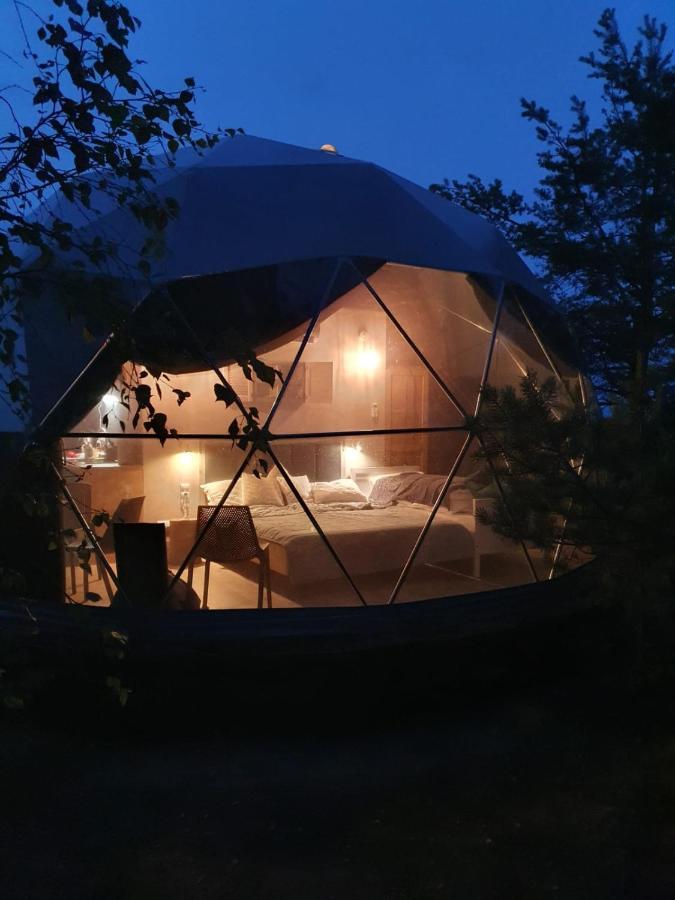 Hotel Podniebny Glamping Borsk Exterior foto