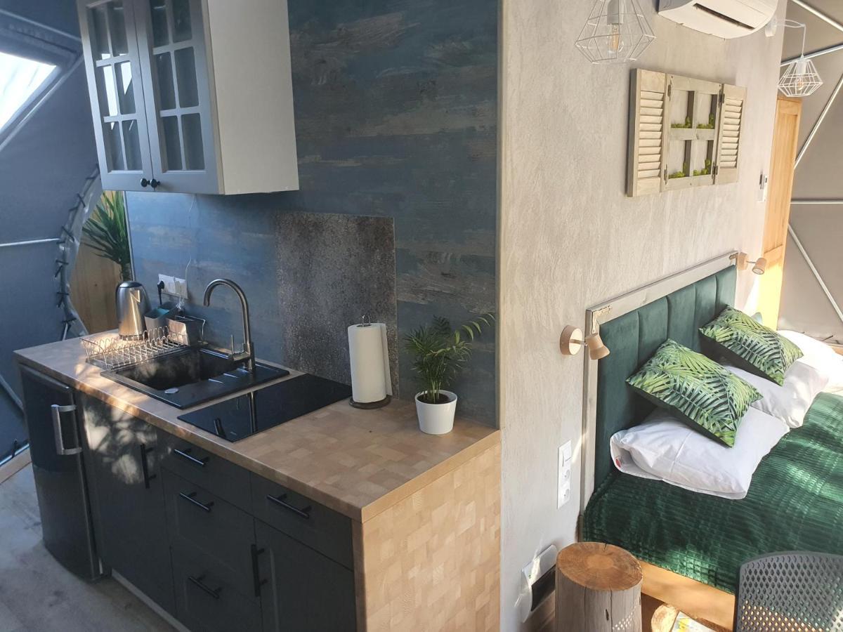 Hotel Podniebny Glamping Borsk Exterior foto