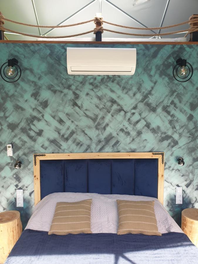 Hotel Podniebny Glamping Borsk Exterior foto