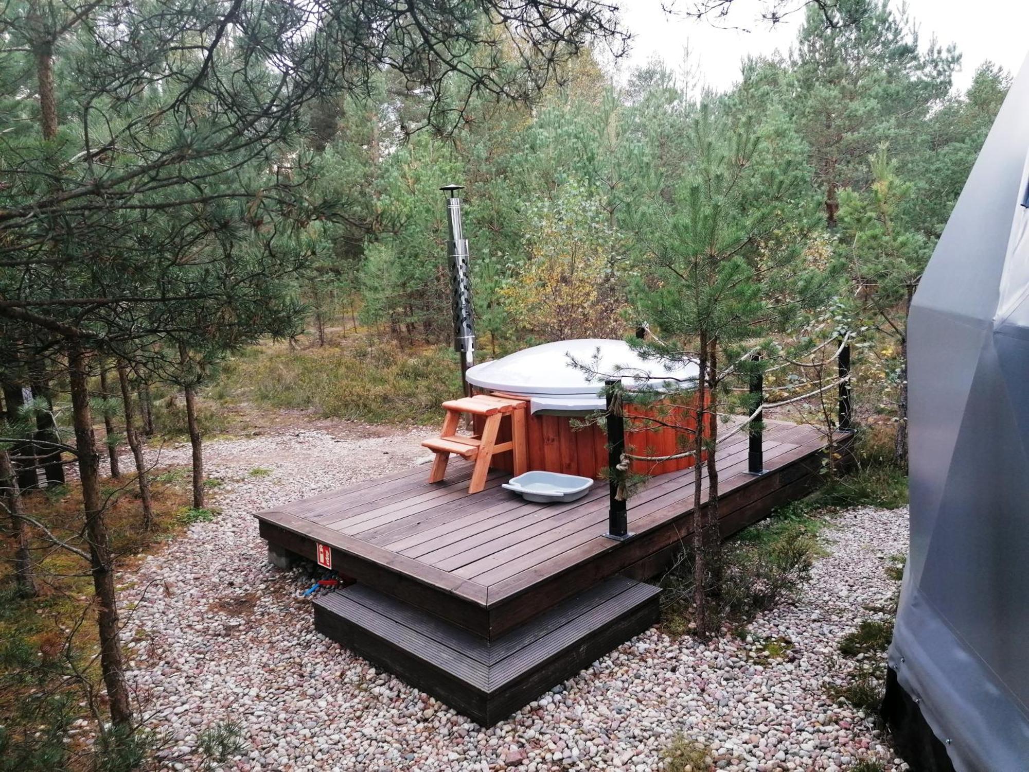 Hotel Podniebny Glamping Borsk Exterior foto