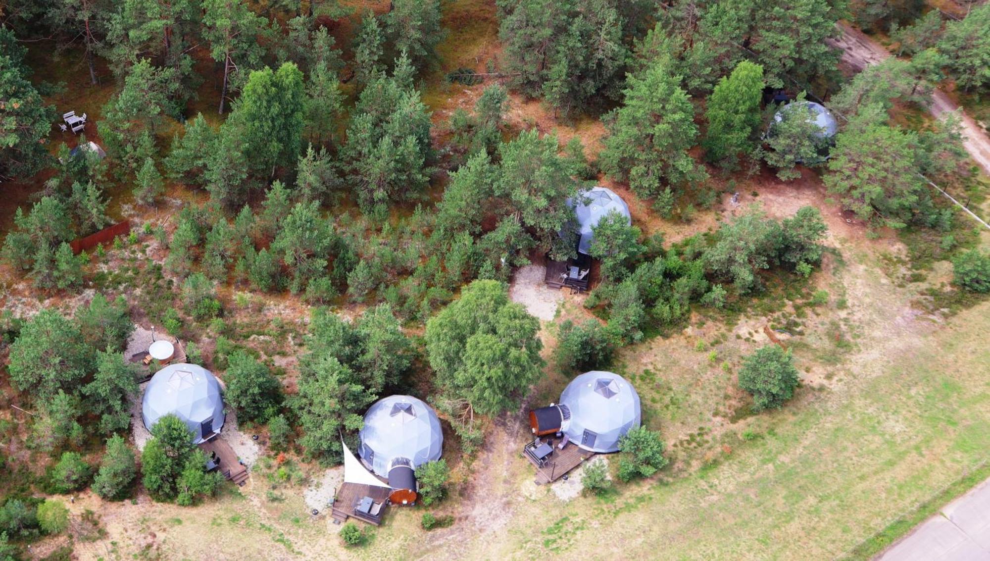 Hotel Podniebny Glamping Borsk Exterior foto