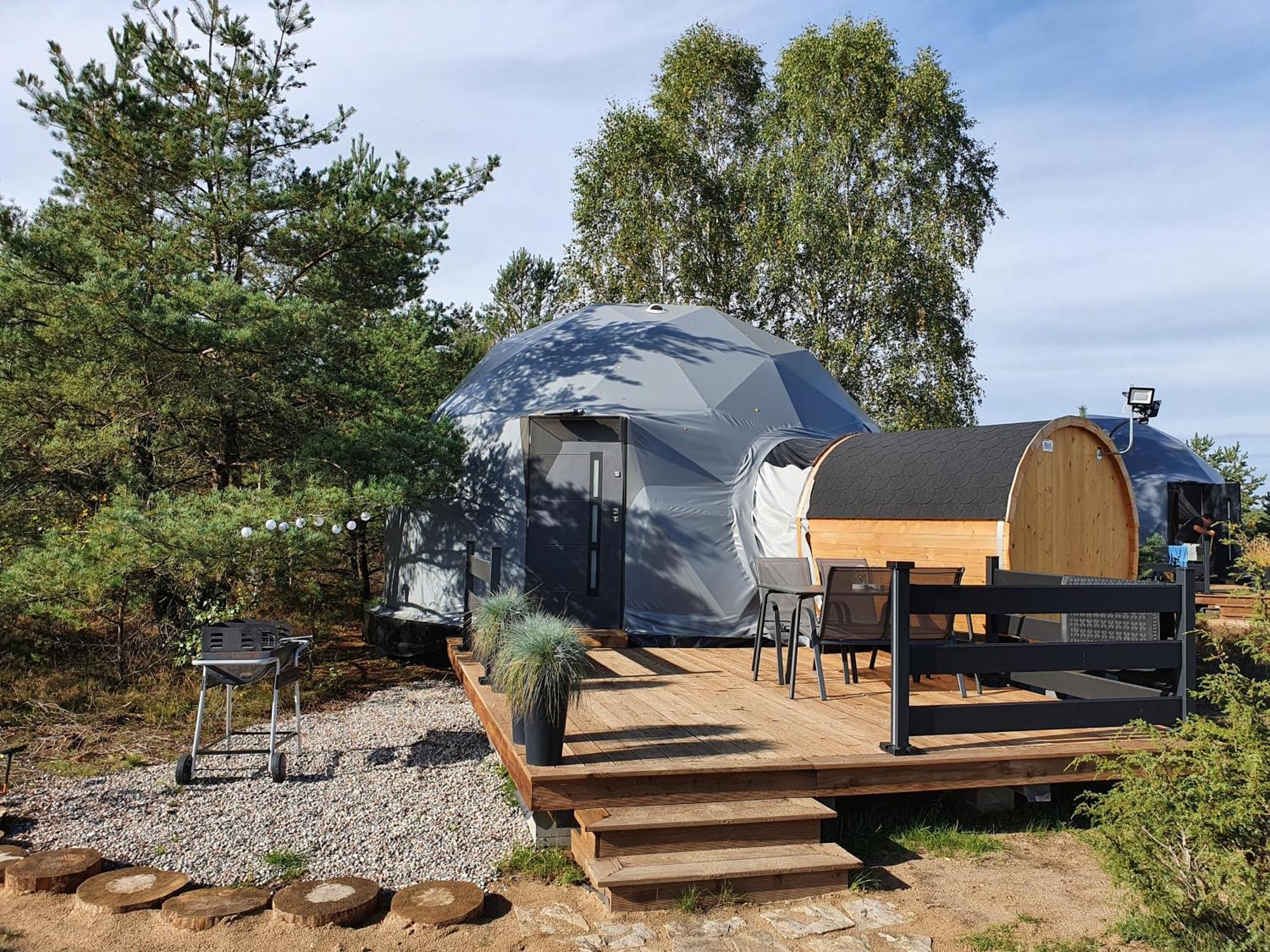 Hotel Podniebny Glamping Borsk Exterior foto